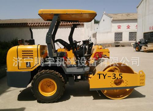 TY-3T重3噸座駕式振動(dòng)柴油壓路機(jī) 坐駕駛壓實(shí)機(jī)價(jià)格 小型