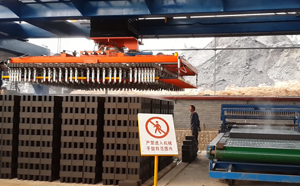 興華全自動液壓磚機(jī)免燒磚機(jī) 沈陽免燒磚機(jī) 液壓免燒磚機(jī)小型免燒磚機(jī)  節(jié)能型免燒磚機(jī) 彩色免燒磚機(jī) 廠家直銷  型號齊全