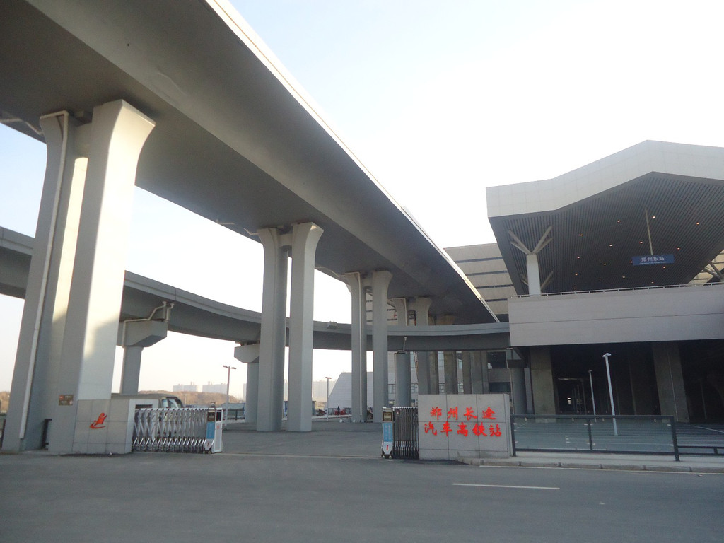 中碩建筑工程清水混凝土修補(bǔ)