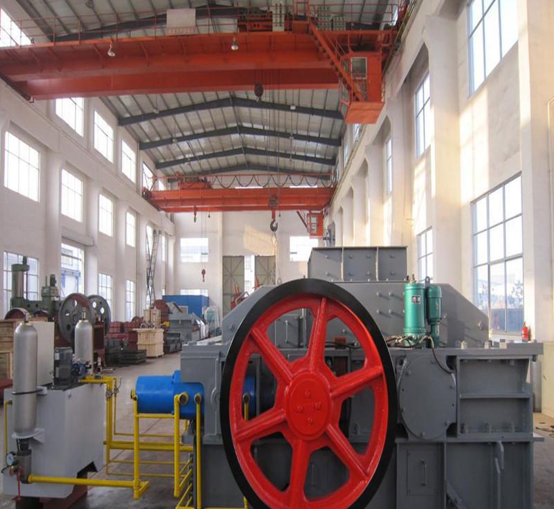 廠家直銷雙輥破碎機 對輥破 對輥制砂機 混凝土路面破碎機